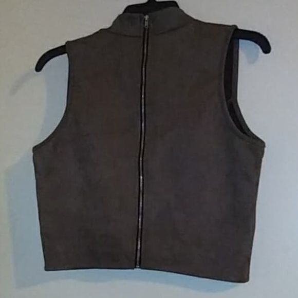 ❤️❤️❤️Charlotte Russe  top with back zipper - Picture 4 of 4